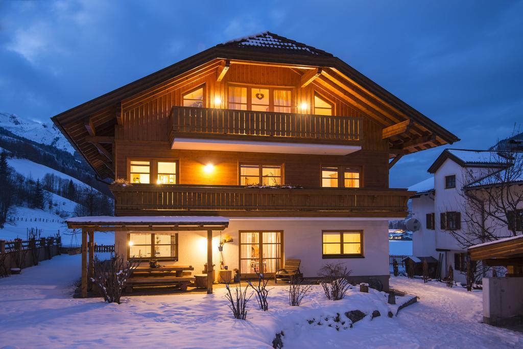 Landhaus Resinger バート・ホーフガシュタイン エクステリア 写真